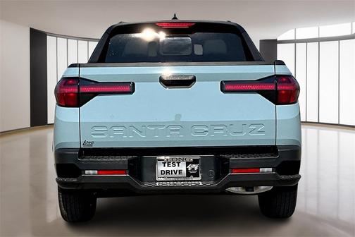 2025 Hyundai SANTA CRUZ SEL Activity