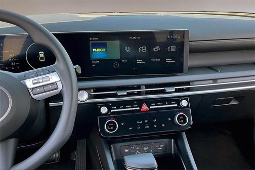 2025 Hyundai SANTA CRUZ SEL Activity
