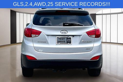 Diamond Silver 2013 Hyundai TUCSON GLS