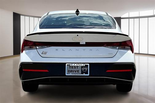 2025 Hyundai ELANTRA HEV SEL Sport