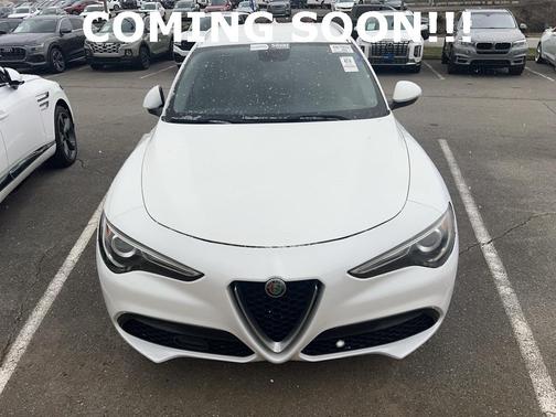 2019 Alfa Romeo Stelvio Base