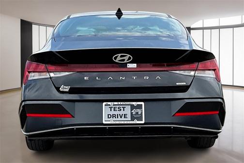 2025 Hyundai ELANTRA HEV Limited