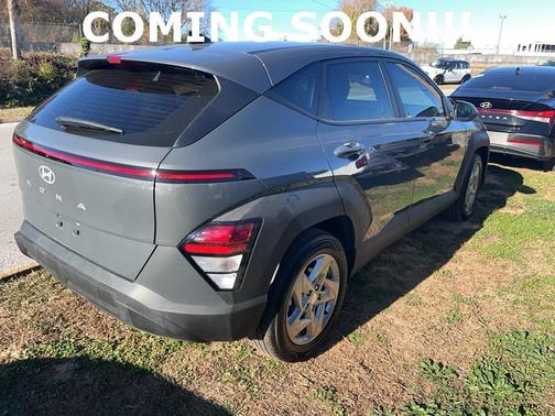 2025 Hyundai KONA SE