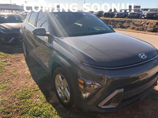 2025 Hyundai KONA SE