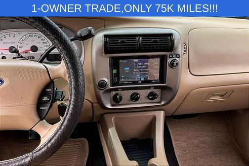 Gold 2005 Ford Explorer Sport Trac