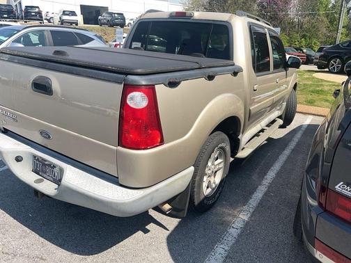 2005 Ford Explorer Sport Trac 
