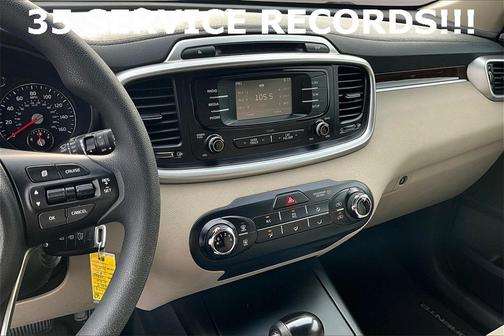 2017 Kia Sorento LX