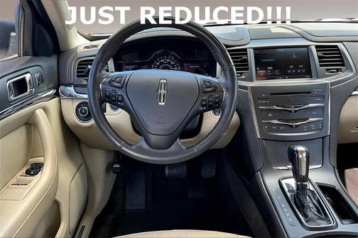 2014 Lincoln MKS Base