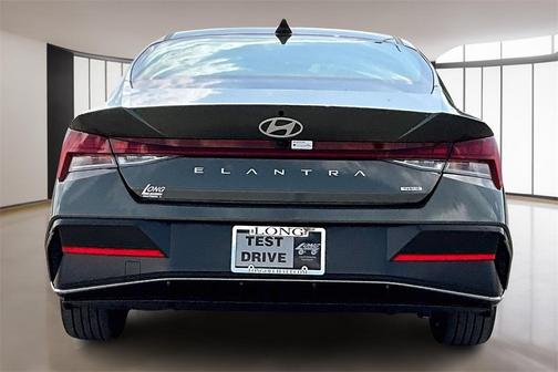 2025 Hyundai ELANTRA HEV Limited