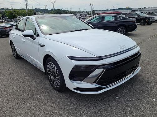 2024 Hyundai SONATA Hybrid Limited