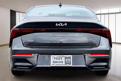 2025 Kia K5 LXS