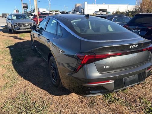 2025 Kia K5 LXS