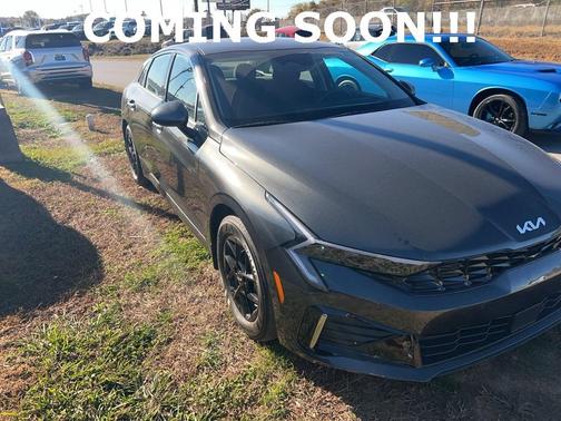 2025 Kia K5 LXS