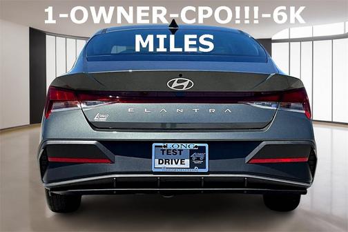 2024 Hyundai ELANTRA SE