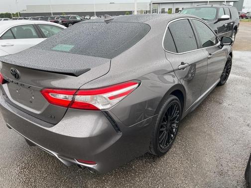 2020 Toyota Camry SE Nightshade