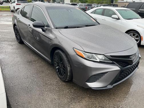 2020 Toyota Camry SE Nightshade