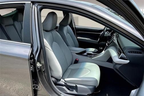 2020 Toyota Camry SE Nightshade