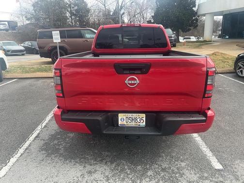 2025 Nissan Frontier SV