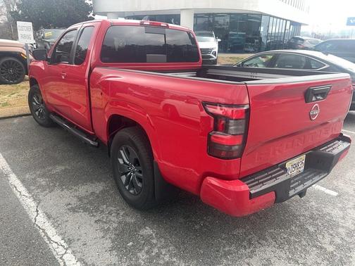 2025 Nissan Frontier SV