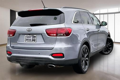2019 Kia Sorento S
