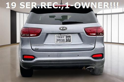 2019 Kia Sorento S