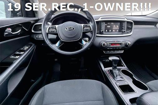 2019 Kia Sorento S