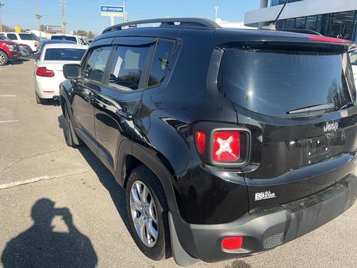 2017 Jeep Renegade Latitude