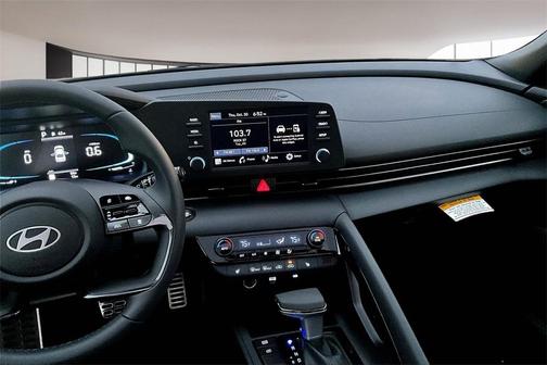 2026 Hyundai ELANTRA SEL