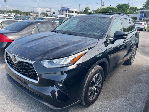 2020 Toyota Highlander XLE