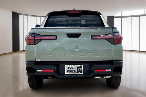 2025 Hyundai SANTA CRUZ SEL Activity