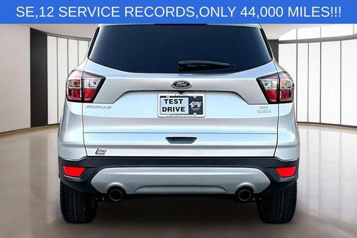 Ingot Silver 2017 Ford Escape SE