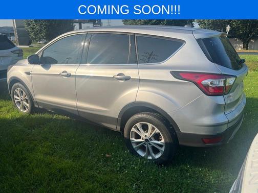 Ingot Silver 2017 Ford Escape SE