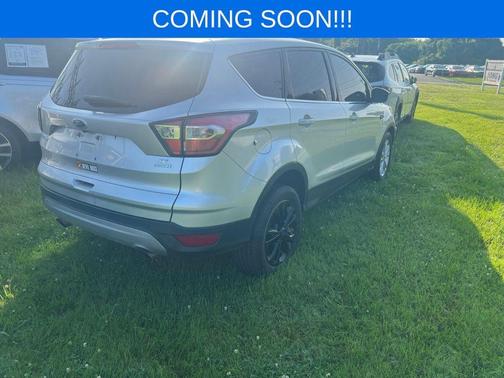 Ingot Silver 2017 Ford Escape SE