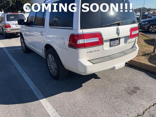 2013 Lincoln Navigator Base