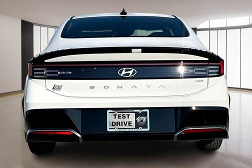 2025 Hyundai SONATA Hybrid SEL