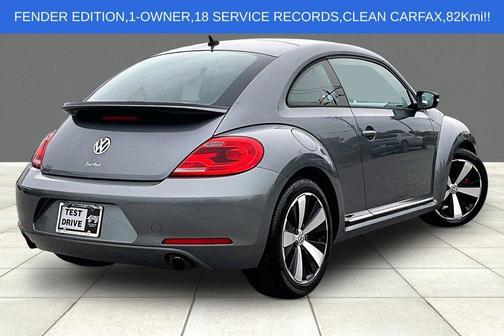 Platinum Gray Metallic 2013 Volkswagen Beetle