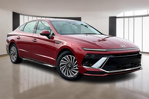 2025 Hyundai SONATA Hybrid SEL