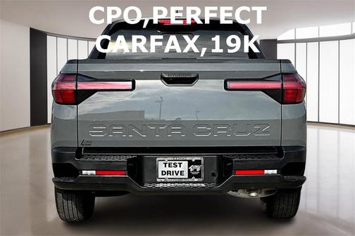 2025 Hyundai SANTA CRUZ SEL Activity