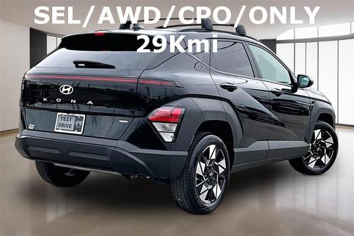 2024 Hyundai KONA SEL