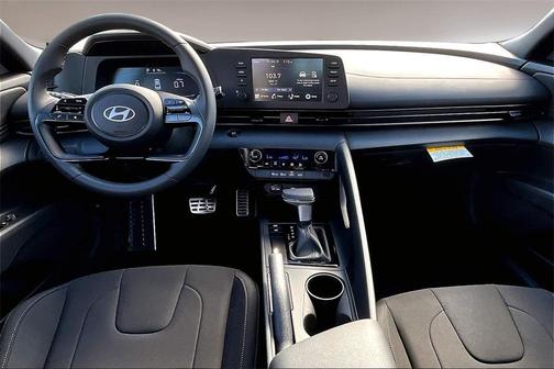 2026 Hyundai ELANTRA SEL