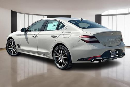 2025 Genesis G70 2.5T