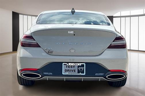2025 Genesis G70 2.5T