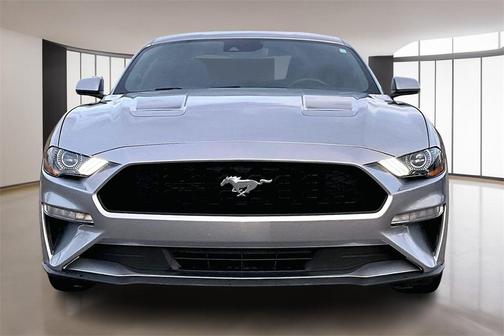 2021 Ford Mustang EcoBoost