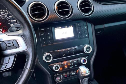 2021 Ford Mustang EcoBoost