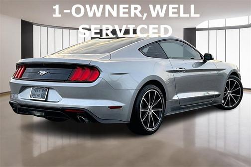 2021 Ford Mustang EcoBoost