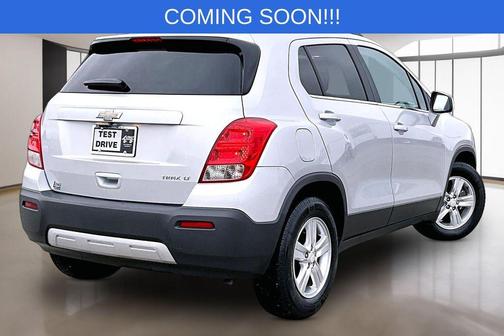 Silver Ice Metallic 2015 Chevrolet Trax LT