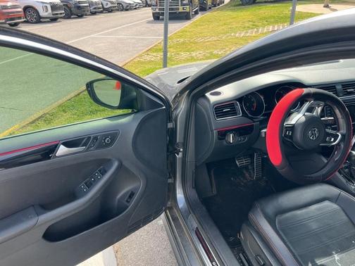 2017 Volkswagen Jetta GLI