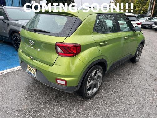 2024 Hyundai VENUE SEL