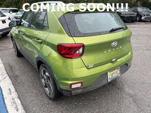 2024 Hyundai VENUE SEL