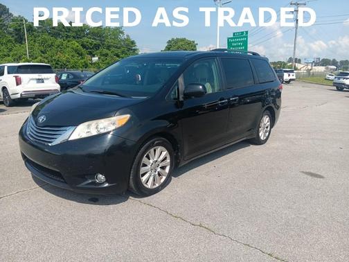 2011 Toyota Sienna XLE